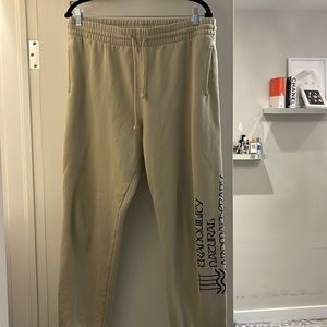 TNA boyfriend sweats